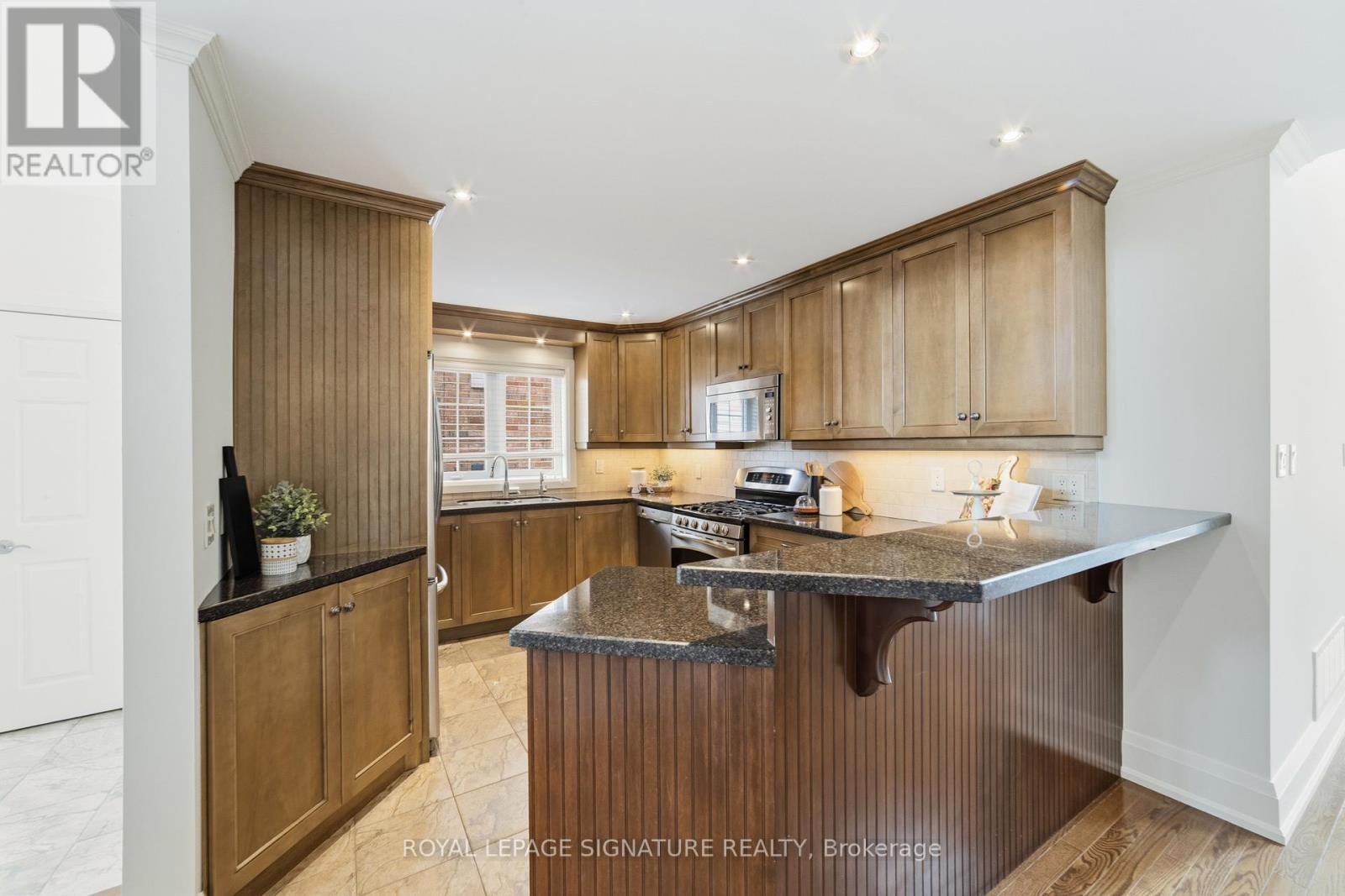 41 - 223 Rebecca Street, Oakville, Ontario  L6K 3Y2 - Photo 6 - W13163538