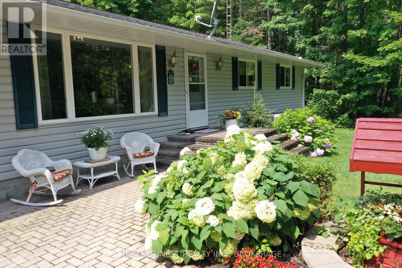 162 Escott/ Rockport Road, Leeds And The Thousand Islands, Ontario  K0E 1R0 - Photo 1 - X13163606