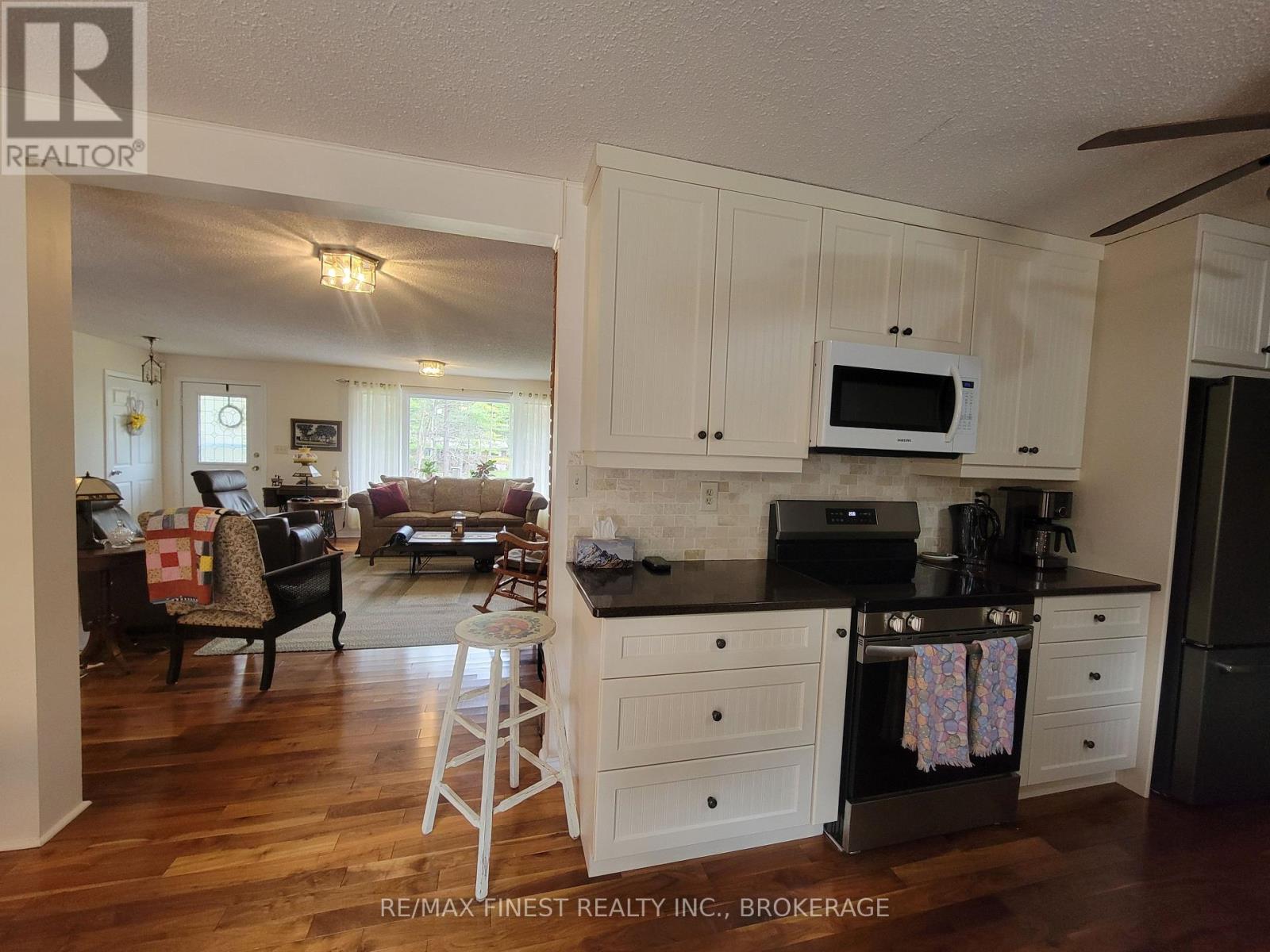 162 Escott/ Rockport Road, Leeds And The Thousand Islands, Ontario  K0E 1R0 - Photo 11 - X13163606