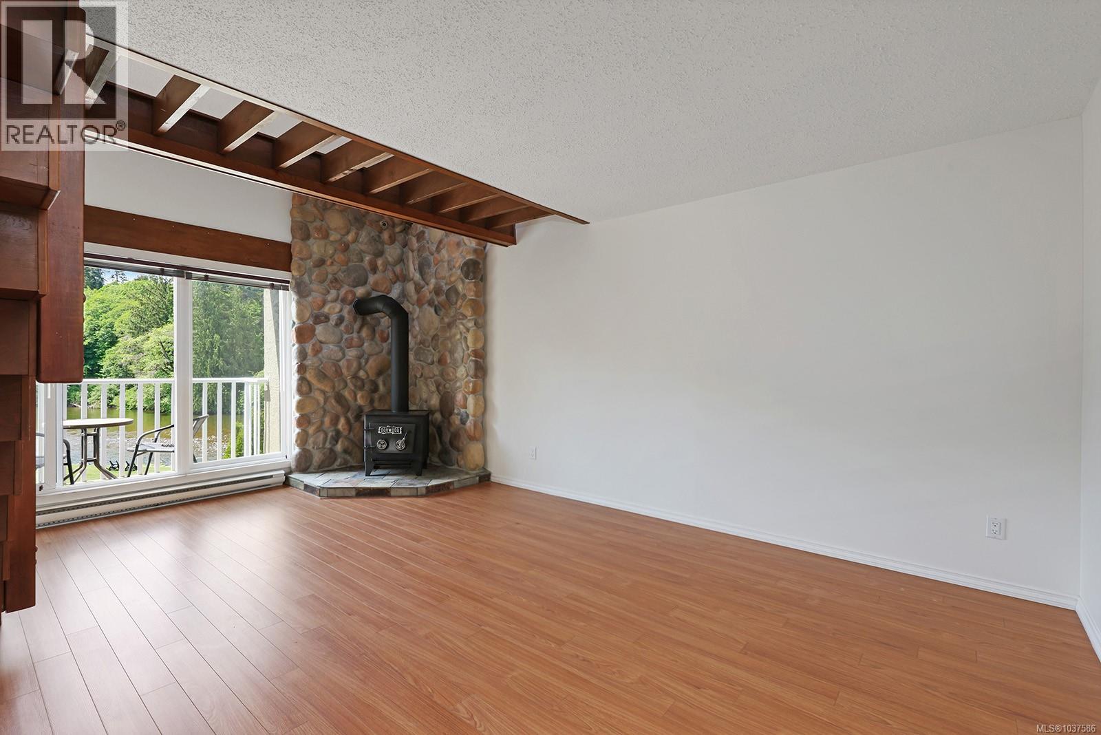 315 205 1st St, Courtenay, British Columbia  V9N 1A5 - Photo 12 - 1037586