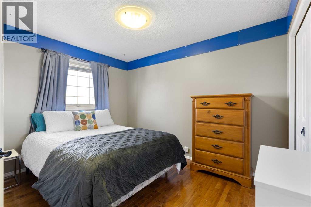 1030 Mckenzie Lake Bay SE, Calgary, Alberta  T2Z 2J1 - Photo 24 - A2309057