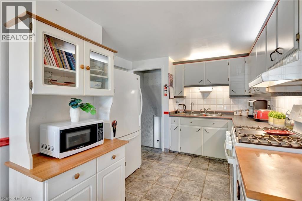 98 Belwood Crescent, Kitchener, Ontario  N2C 1Z3 - Photo 14 - 40820249