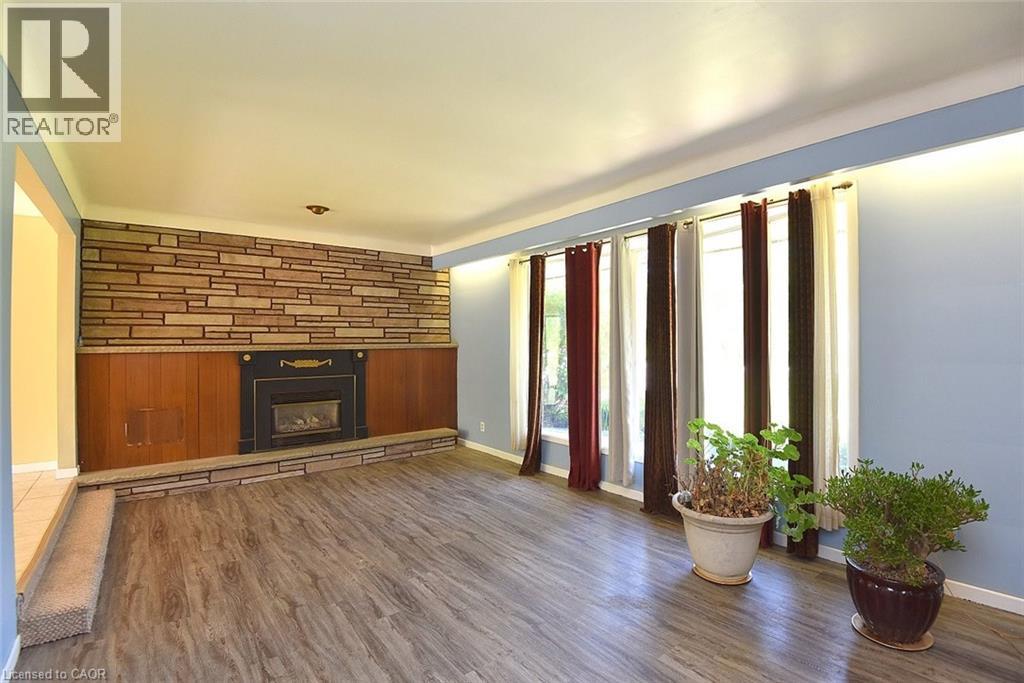 938 Courtland Drive, Ancaster, Ontario  L9G 3L1 - Photo 11 - 40832582