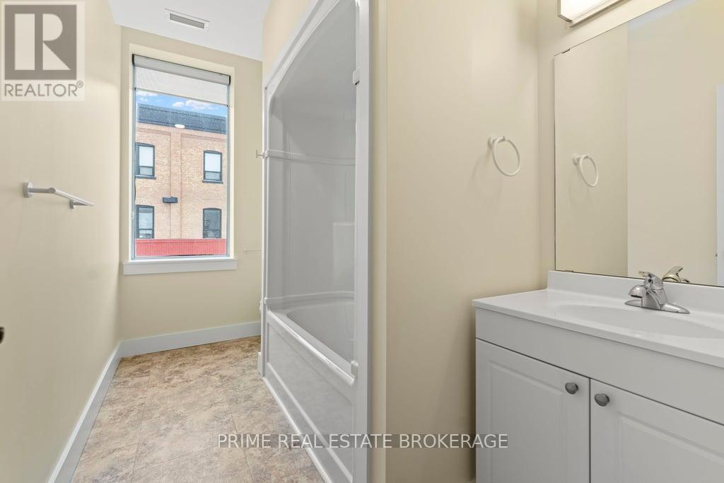 2 - 408 Talbot Street, St. Thomas, Ontario  N5P 1B8 - Photo 22 - X13163664