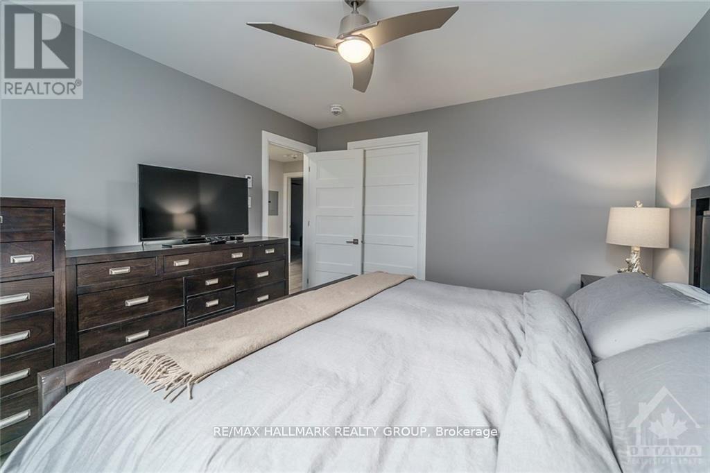 2 - 354 Tweedsmuir Avenue, Ottawa, Ontario  K1Z 5N4 - Photo 11 - X13163554