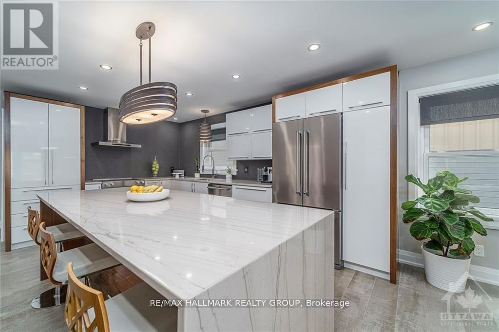2 - 354 Tweedsmuir Avenue, Ottawa, Ontario  K1Z 5N4 - Photo 7 - X13163554