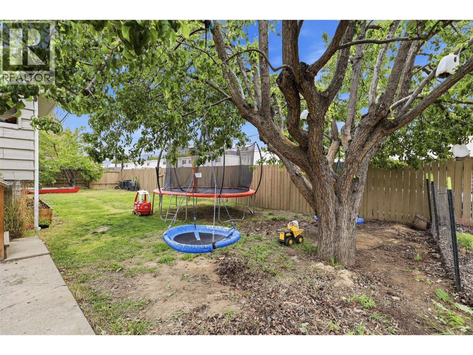 782 Venables Place, Kamloops, British Columbia  V2B 5Z3 - Photo 47 - 10388554