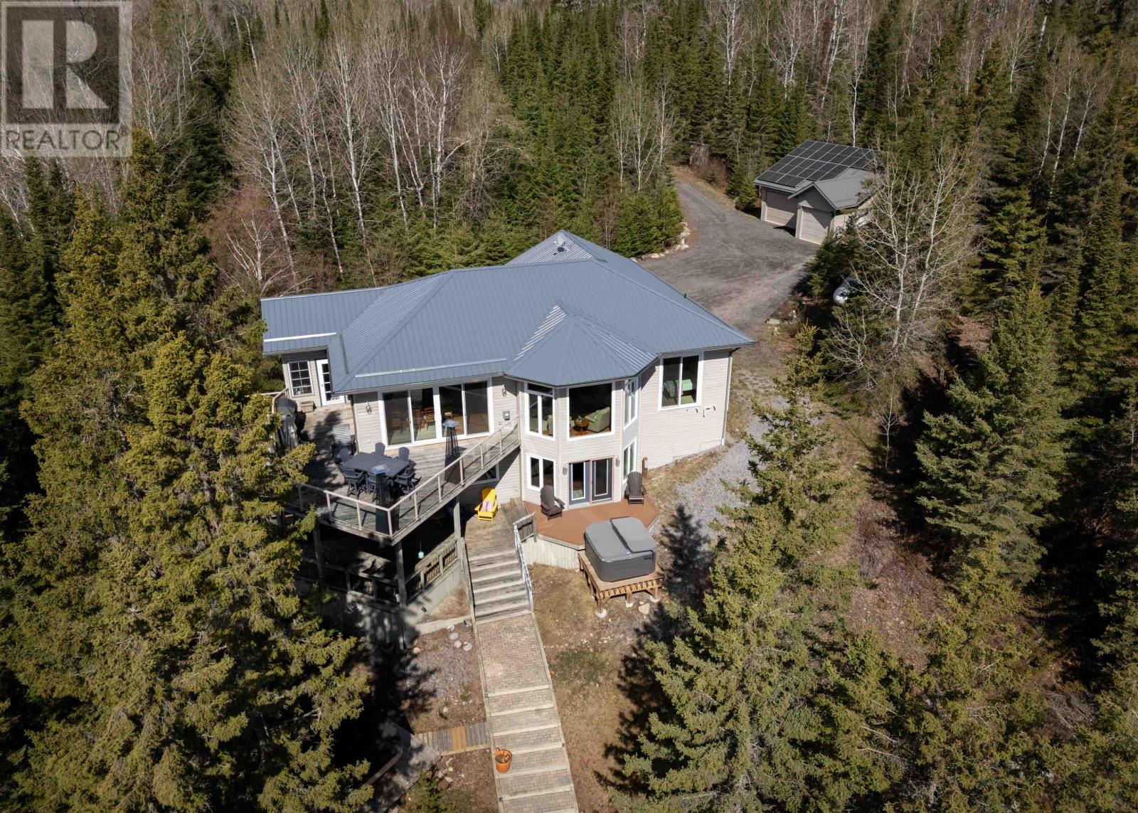 28 Worona Bay Road, Kenora, Ontario  P9N 0E4 - Photo 5 - TB2601155