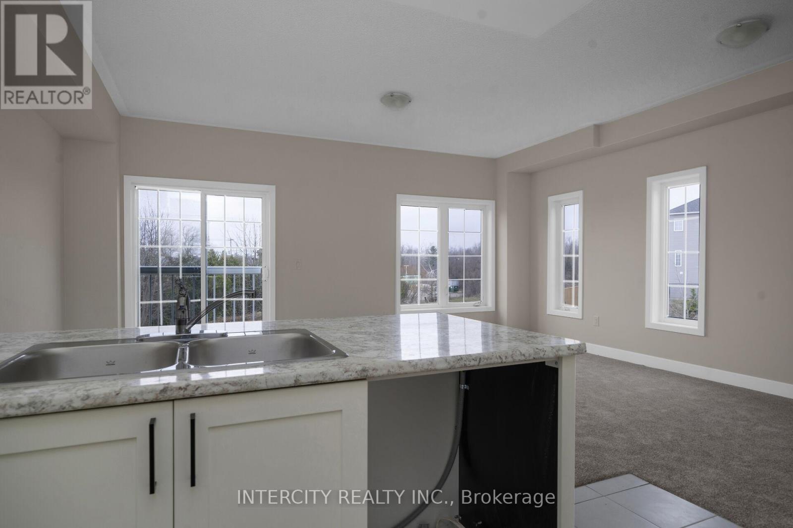 Blk 7 Unit 1 - 104 Walden Street, Shelburne, Ontario  L9V 3Y1 - Photo 11 - X13163178