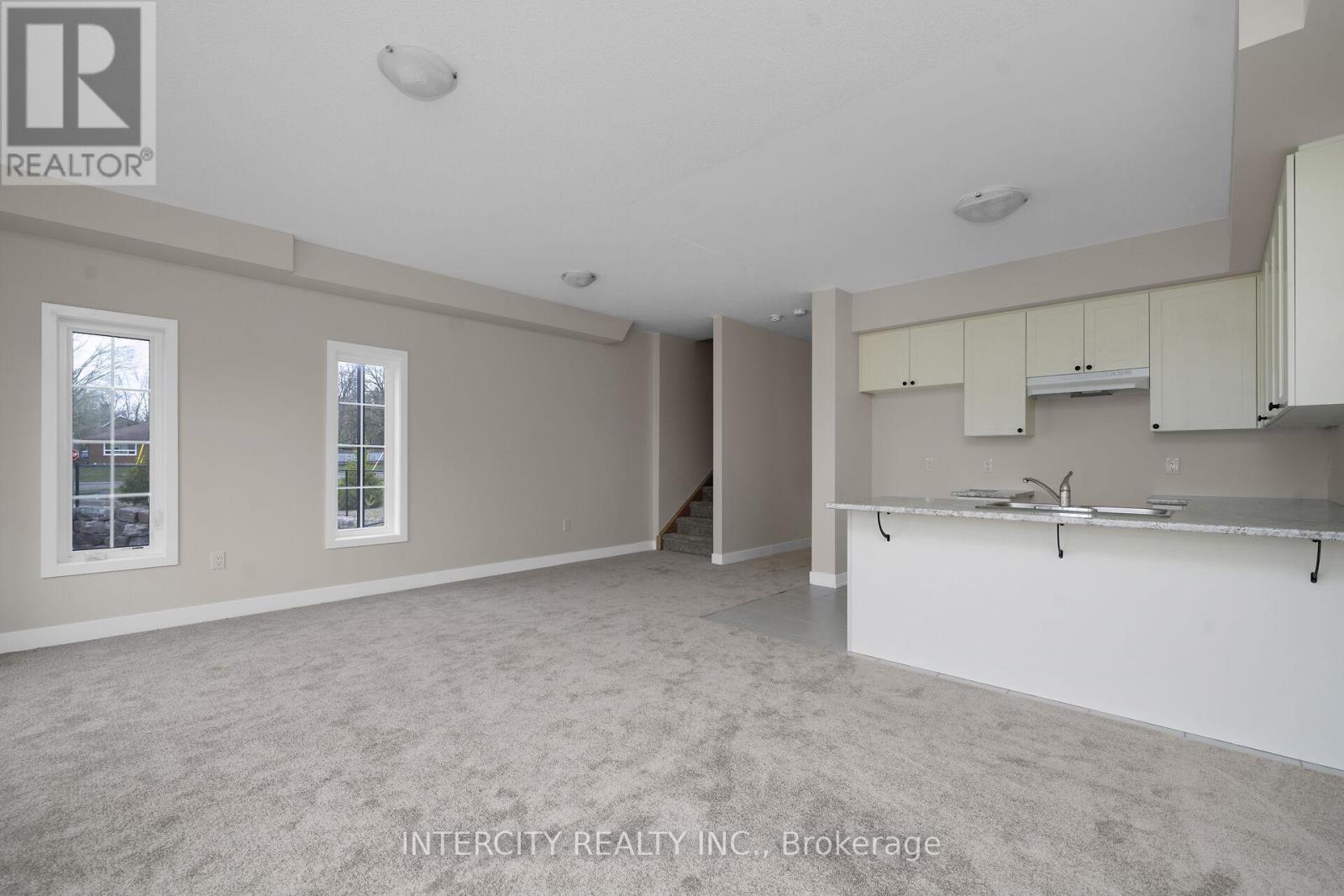 Blk 7 Unit 1 - 104 Walden Street, Shelburne, Ontario  L9V 3Y1 - Photo 8 - X13163178