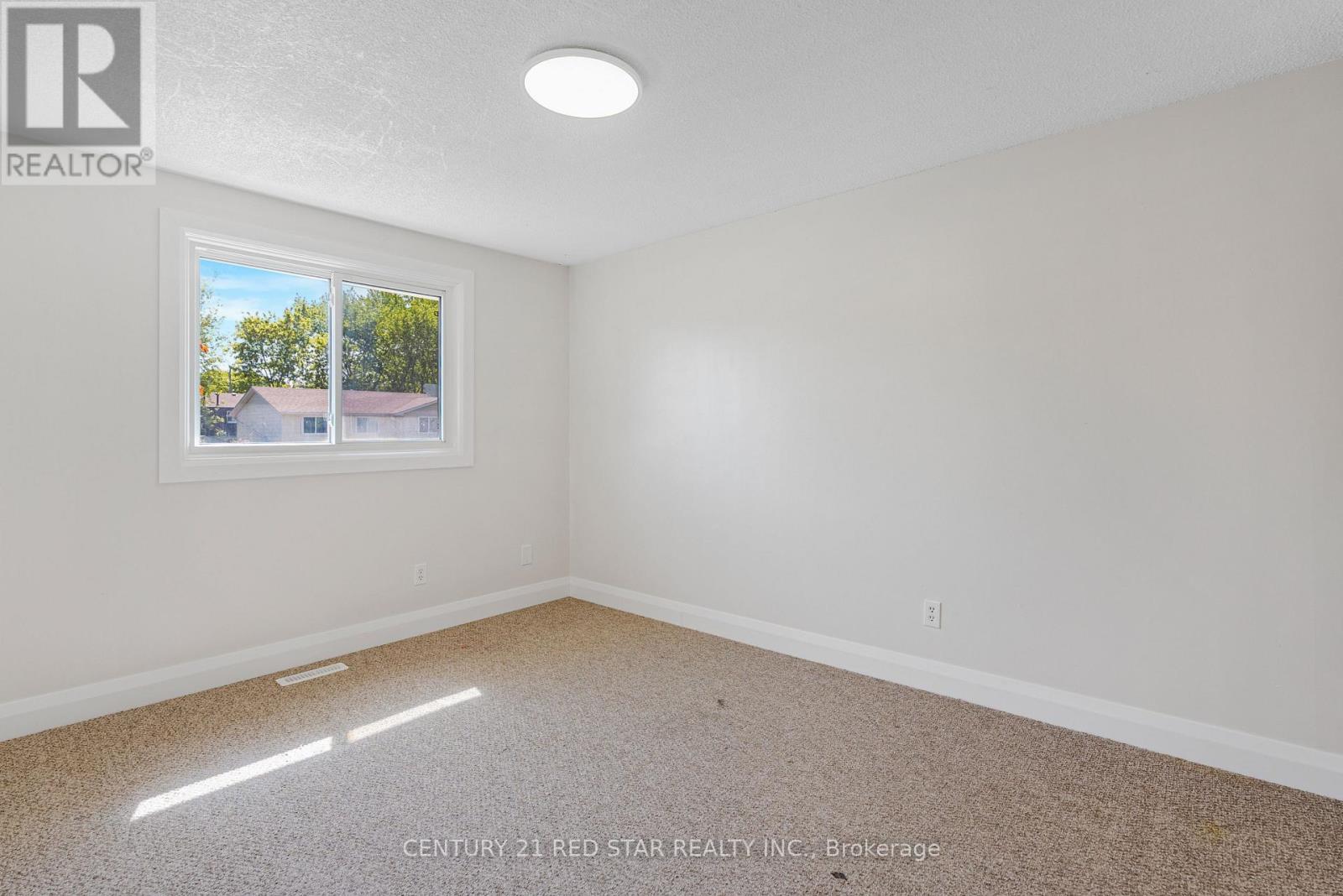26a Helene Crescent, Waterloo, Ontario  N2L 5E5 - Photo 16 - X13163194
