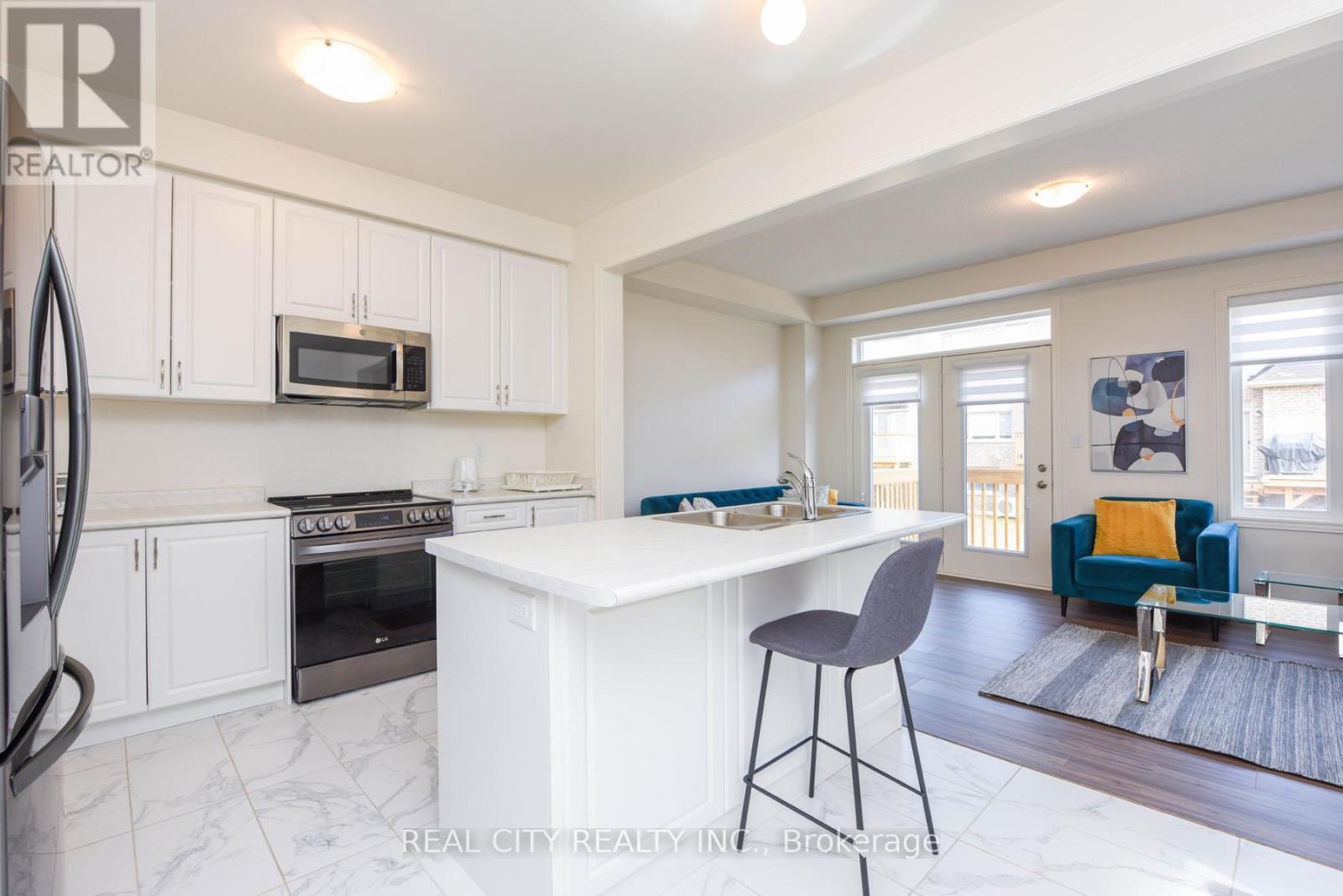 38 Silver Meadow Gdns Gardens N, Hamilton, Ontario  L8B 1Z4 - Photo 17 - X13163466