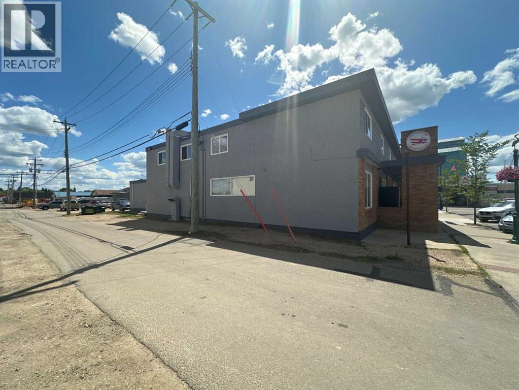 5011 50 Street, Barrhead, Alberta  T7N 1L1 - Photo 7 - A2313502