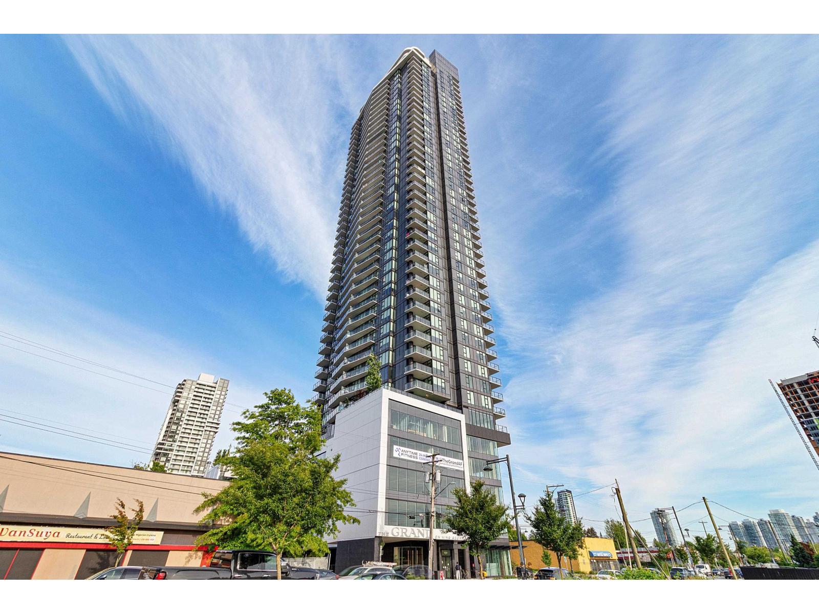 2702 10750 135a Street, Surrey, British Columbia  V3T 0V4 - Photo 2 - R3126200
