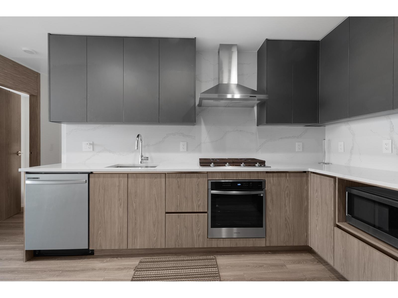2702 10750 135a Street, Surrey, British Columbia  V3T 0V4 - Photo 9 - R3126200