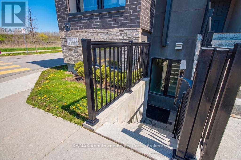 501 - 1127 Cooke Boulevard, Burlington, Ontario  L7T 0C3 - Photo 4 - W13098850