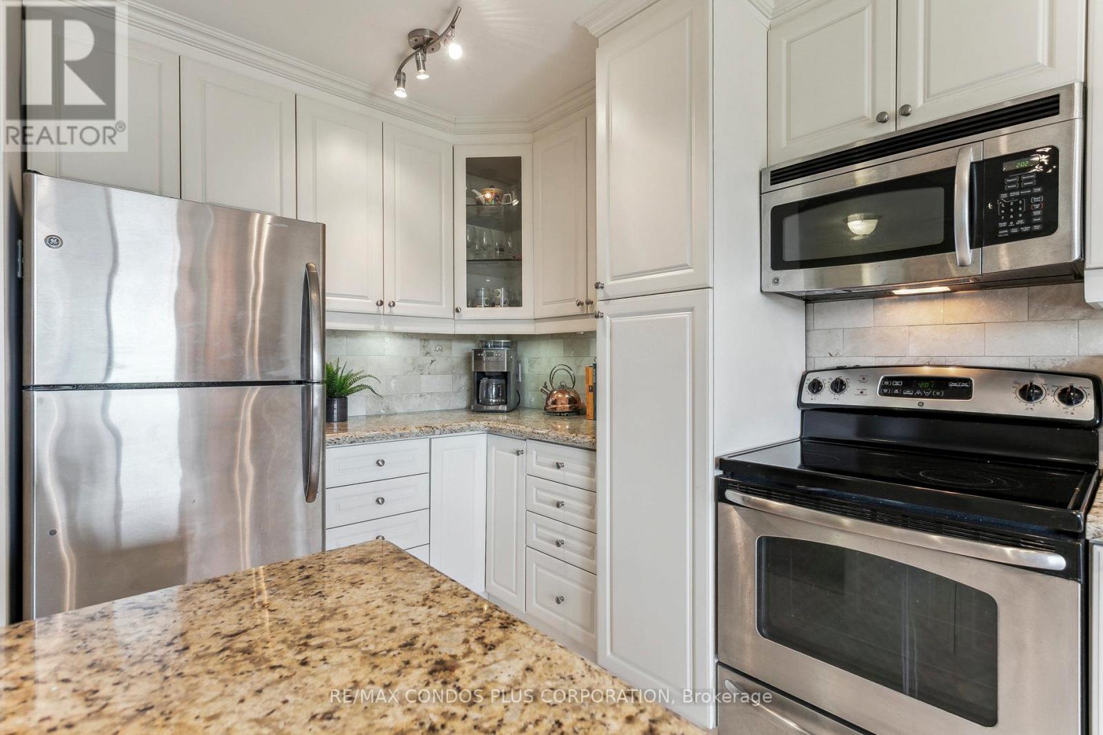 409 - 71 Jonesville Crescent, Toronto, Ontario  M4A 1H1 - Photo 21 - C13163622