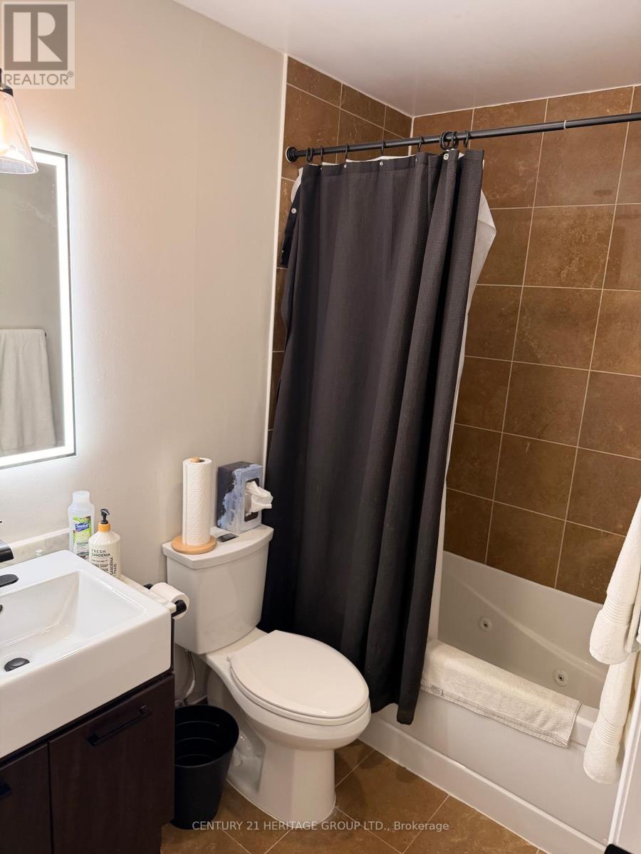 Ph603 - 770 Bay Street, Toronto, Ontario  M5G 0A6 - Photo 14 - C13163690