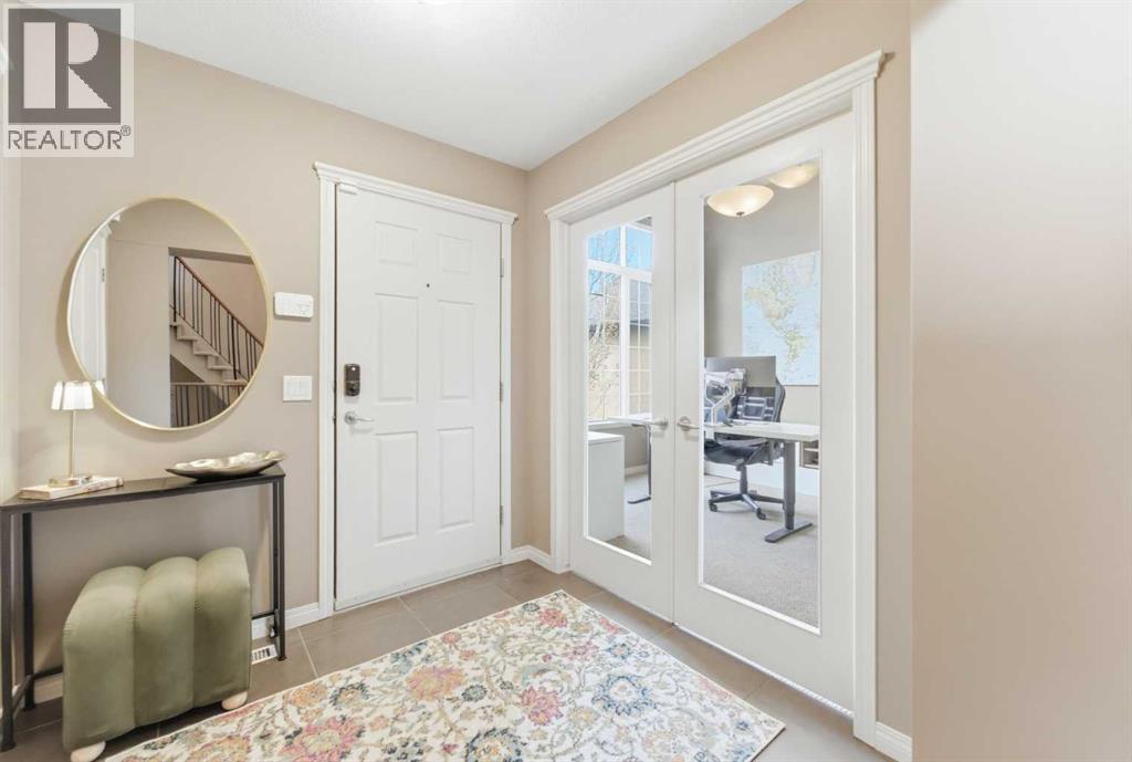 39 Evercreek Bluffs Road SW, Calgary, Alberta  T2Y 4P3 - Photo 2 - A2312372