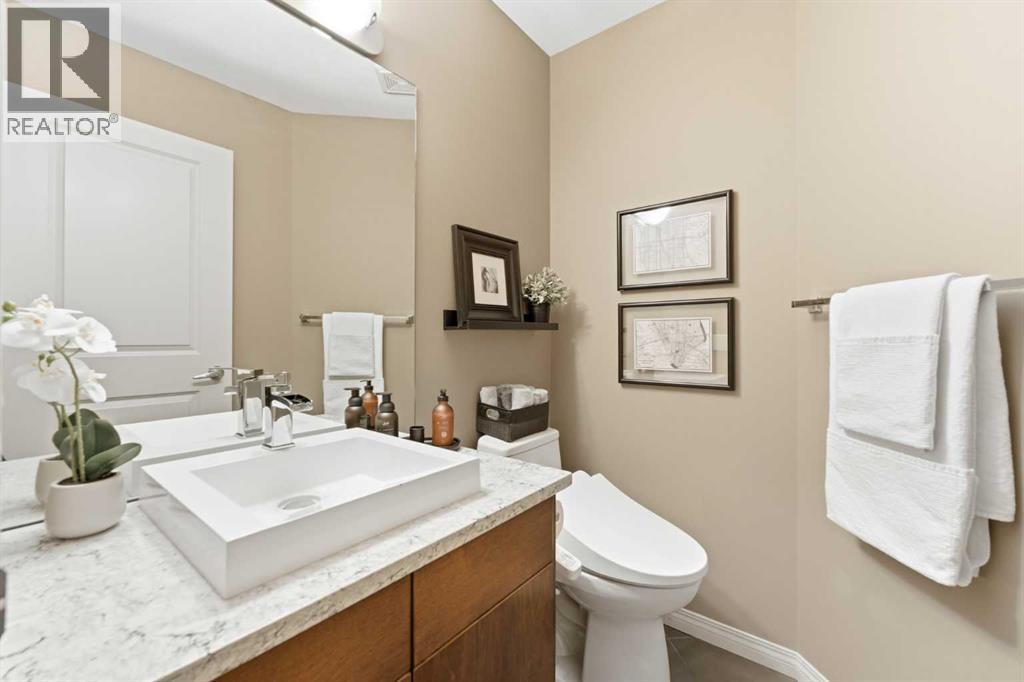 39 Evercreek Bluffs Road SW, Calgary, Alberta  T2Y 4P3 - Photo 29 - A2312372