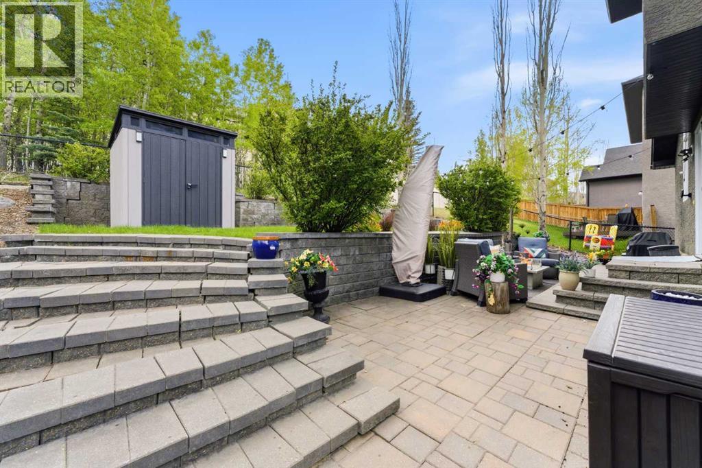 39 Evercreek Bluffs Road SW, Calgary, Alberta  T2Y 4P3 - Photo 46 - A2312372