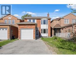 8 LANSBURY DRIVE, Toronto, Ontario