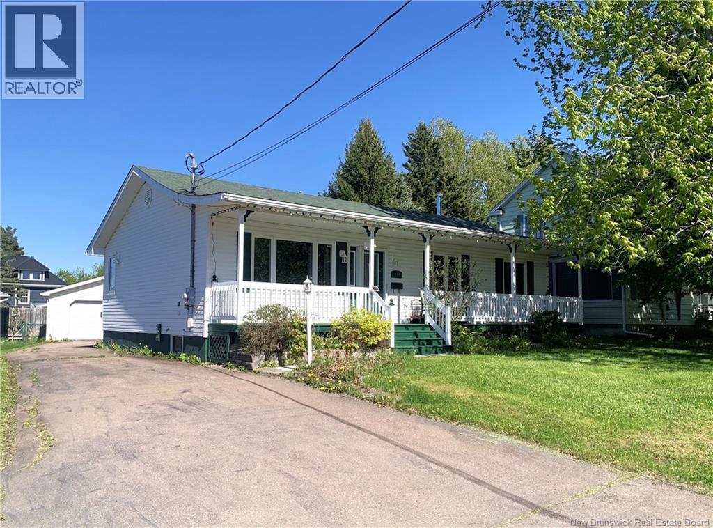 10 King Street, Shediac, New Brunswick  E4P 1X9 - Photo 1 - NB140130