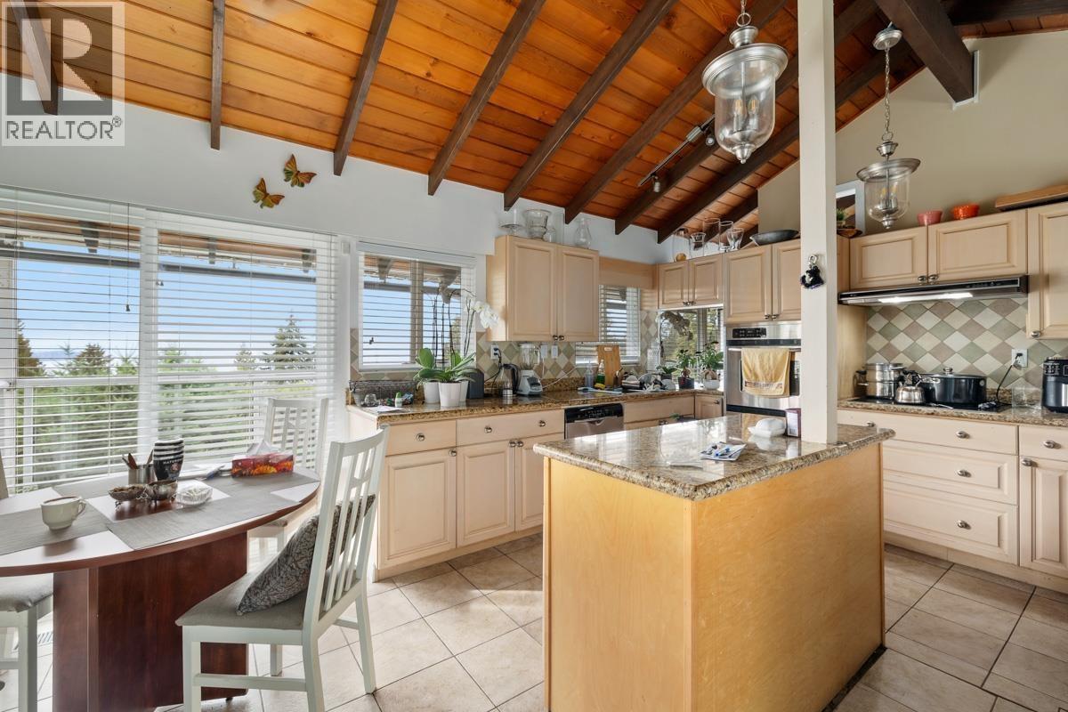 2685 Skilift Place, West Vancouver, British Columbia  V7S 2T6 - Photo 6 - R3126894