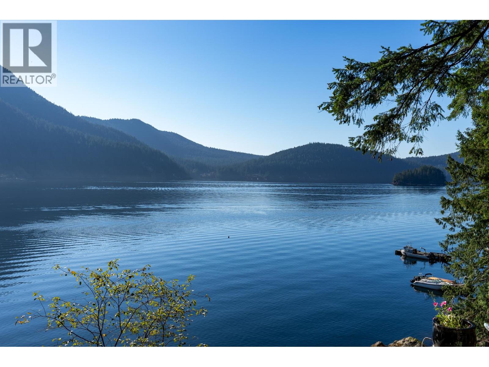 316 Sasamat Lane, North Vancouver, British Columbia  V7G 2S4 - Photo 5 - R3126903