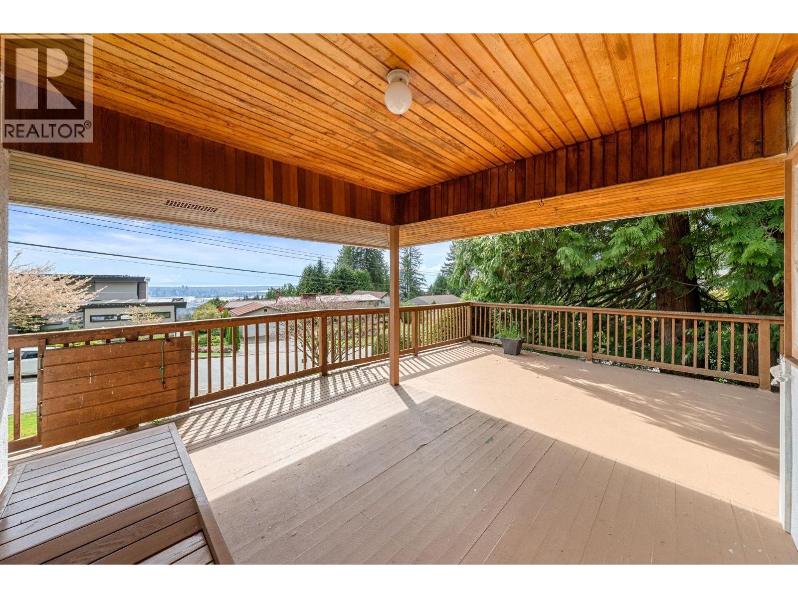 234 Rondoval Crescent, North Vancouver, British Columbia  V7N 2W7 - Photo 15 - R3126904
