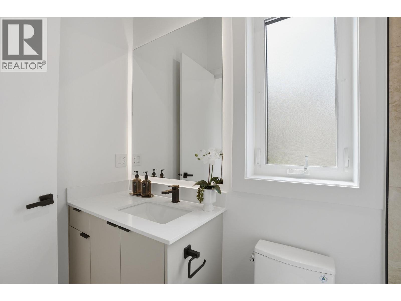 2436 E 20th Avenue, Vancouver, British Columbia  V5M 2T6 - Photo 8 - R3126917