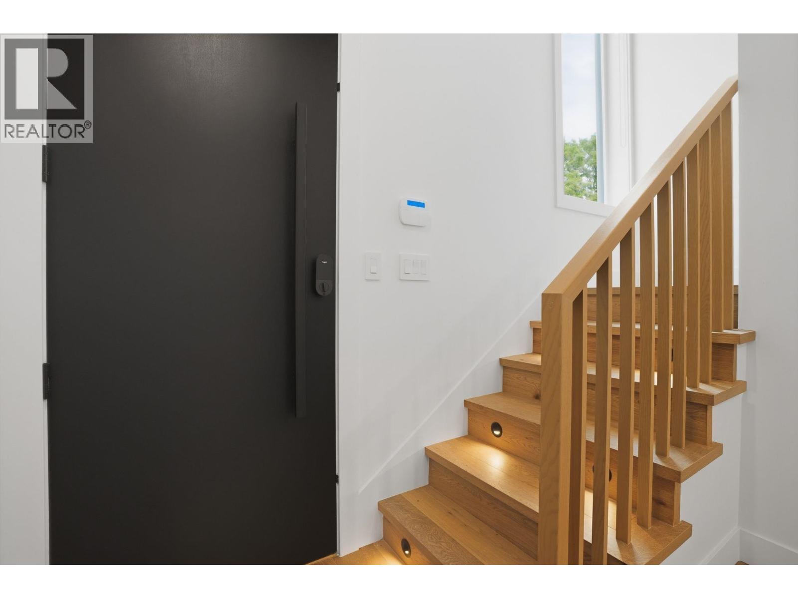 2436 E 20th Avenue, Vancouver, British Columbia  V5M 2T6 - Photo 9 - R3126917