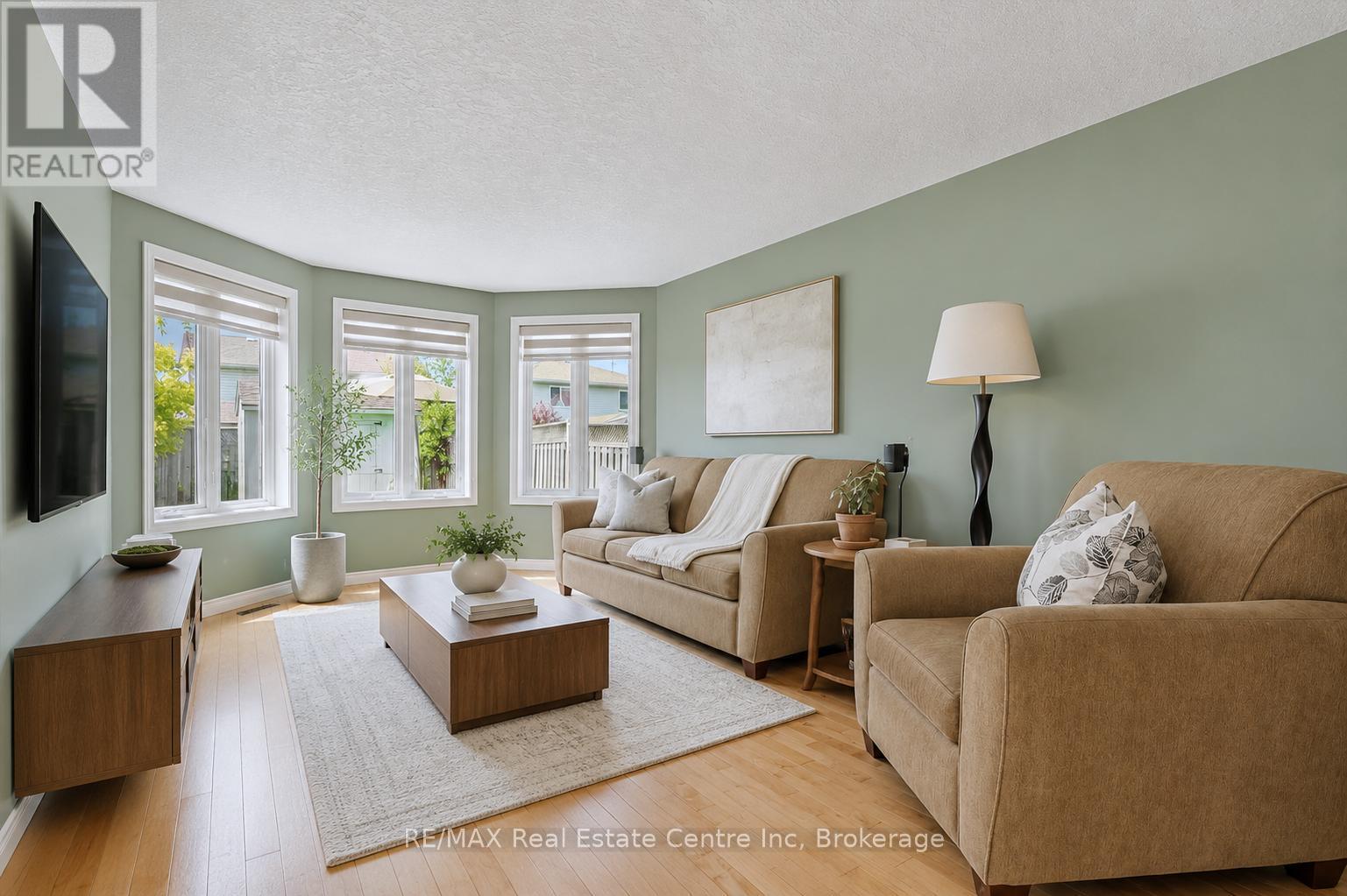 19 Ryde Road, Guelph, Ontario  N1K 1V8 - Photo 4 - X13163670