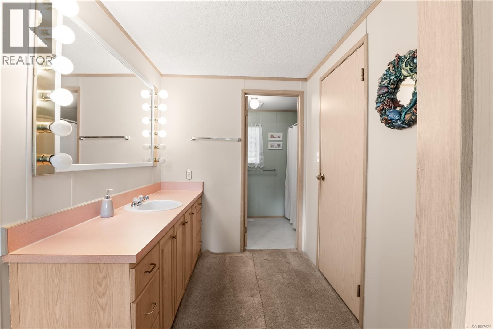122 2700 Woodburn Rd, Campbell River, British Columbia  V9W 4R4 - Photo 18 - 1037623