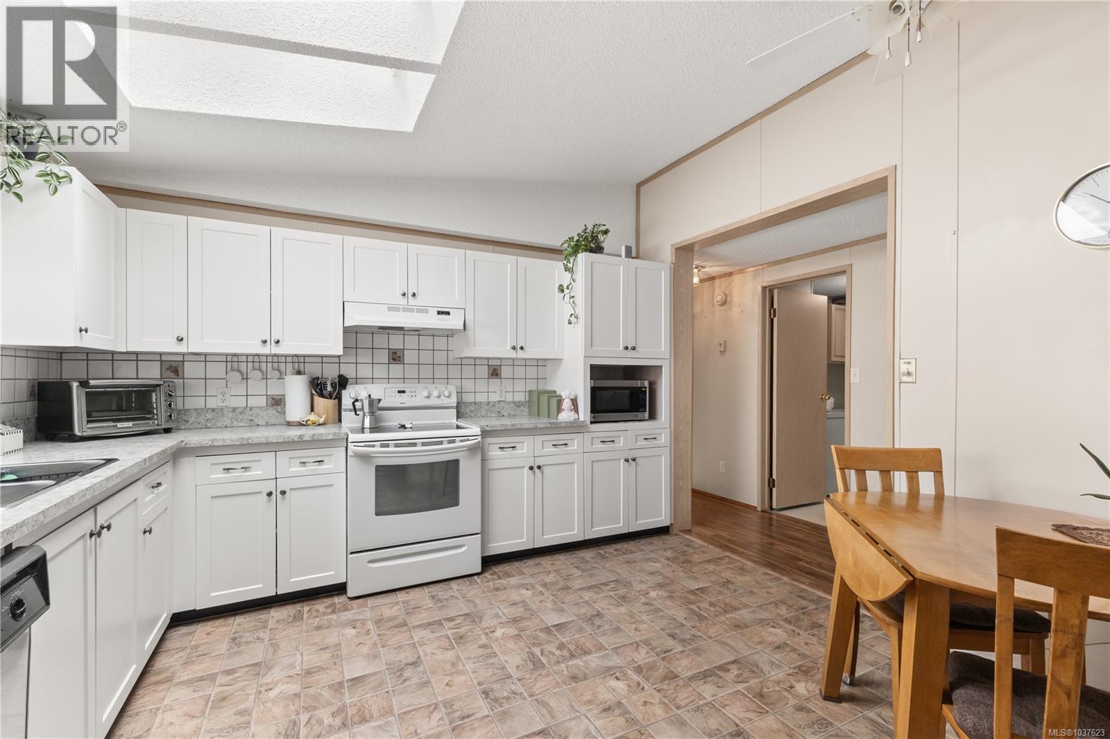 122 2700 Woodburn Rd, Campbell River, British Columbia  V9W 4R4 - Photo 4 - 1037623
