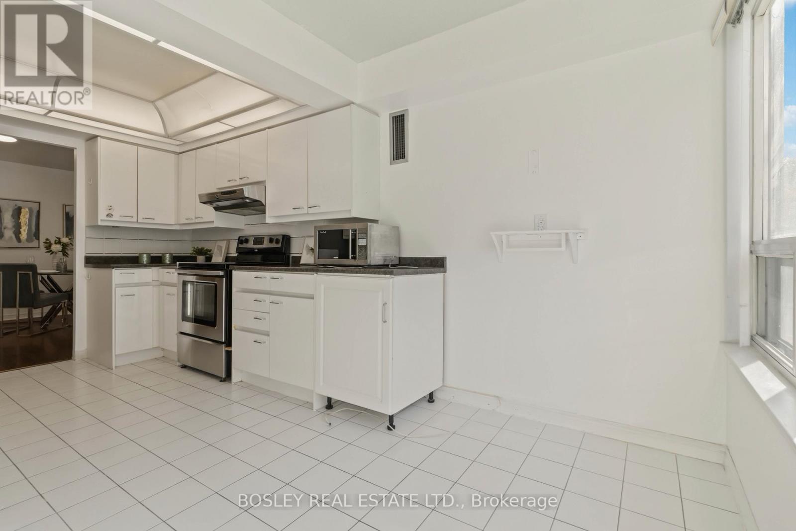 206 - 7250 Yonge Street, Vaughan, Ontario  L4J 7X1 - Photo 19 - N13161458