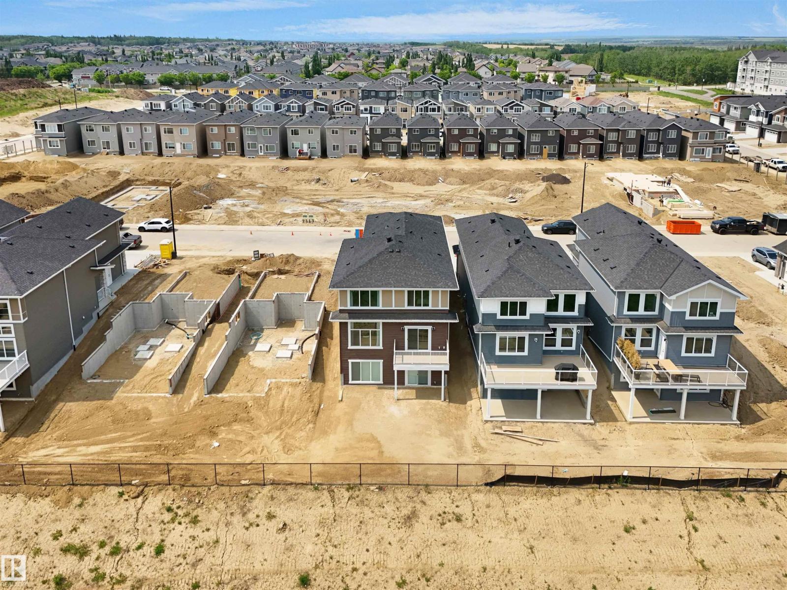 3319 CHICKADEE DRIVE NW, edmonton, Alberta
