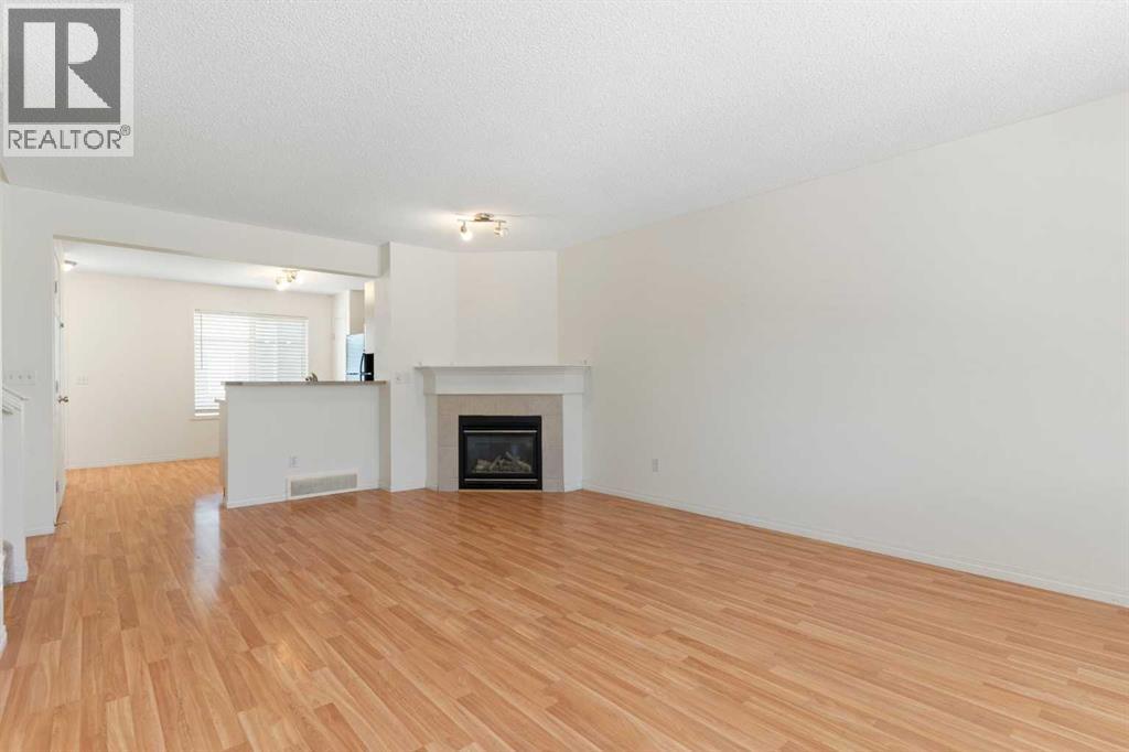 119 Royal Birch Villas NW, Calgary, Alberta  T3G 5V2 - Photo 3 - A2304140