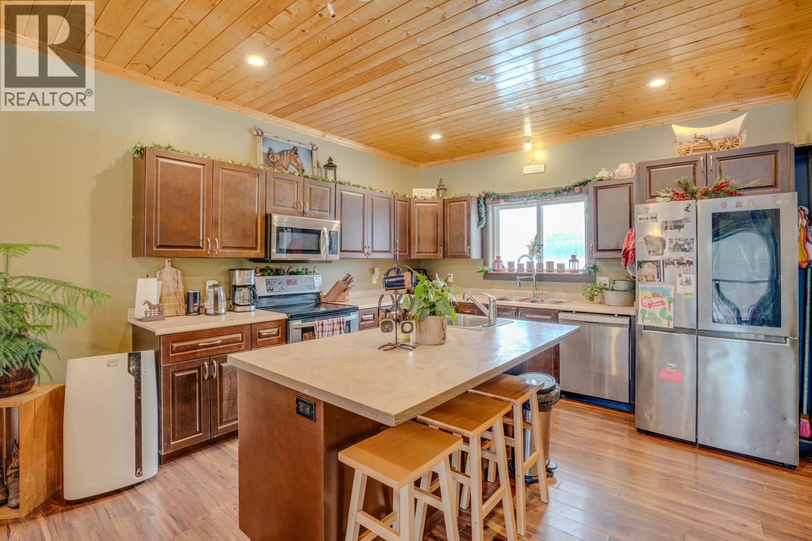1519 Highway 6 Highway, Cherryville, British Columbia  V0E 2G1 - Photo 27 - 10371130