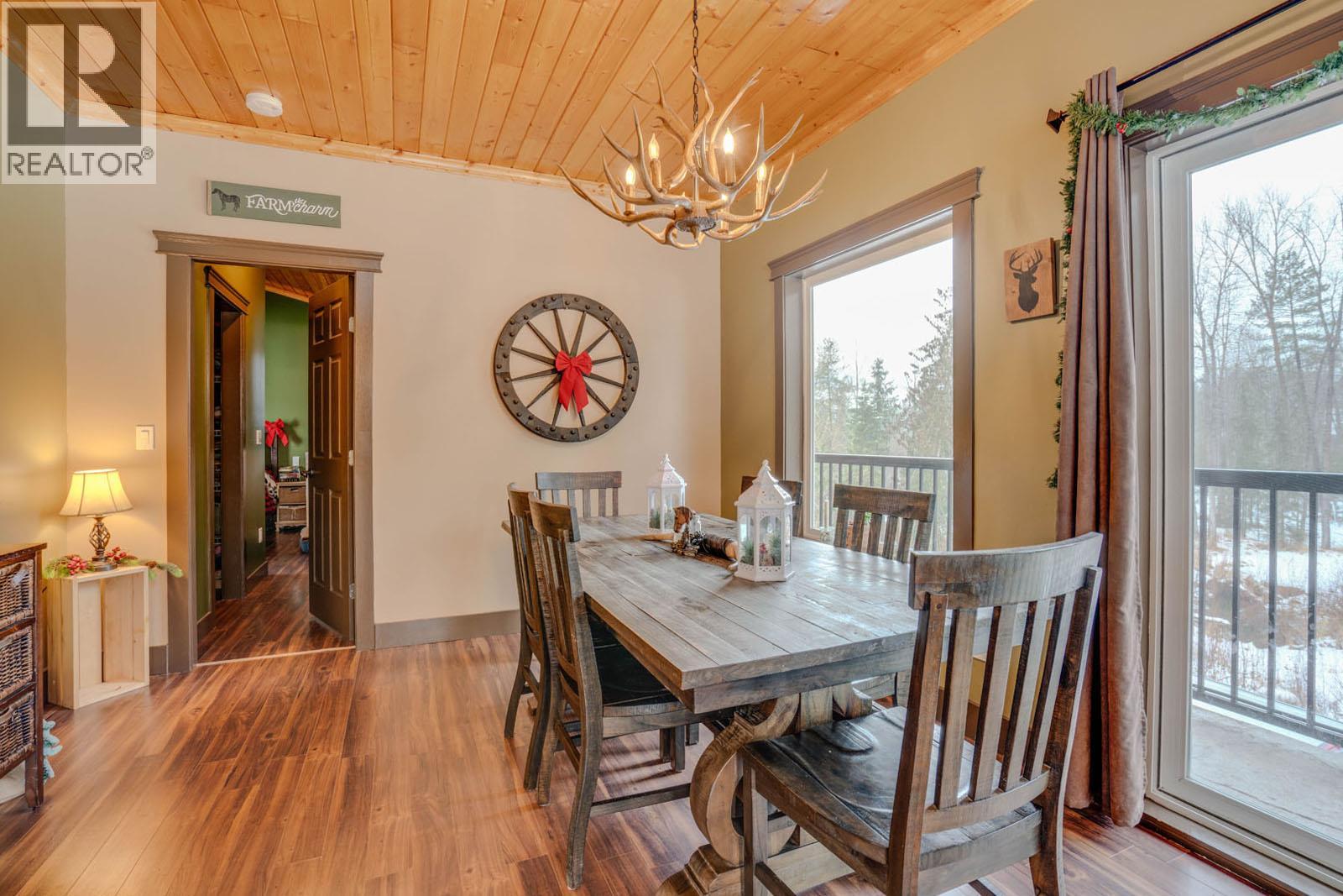 1519 Highway 6 Highway, Cherryville, British Columbia  V0E 2G1 - Photo 25 - 10371130