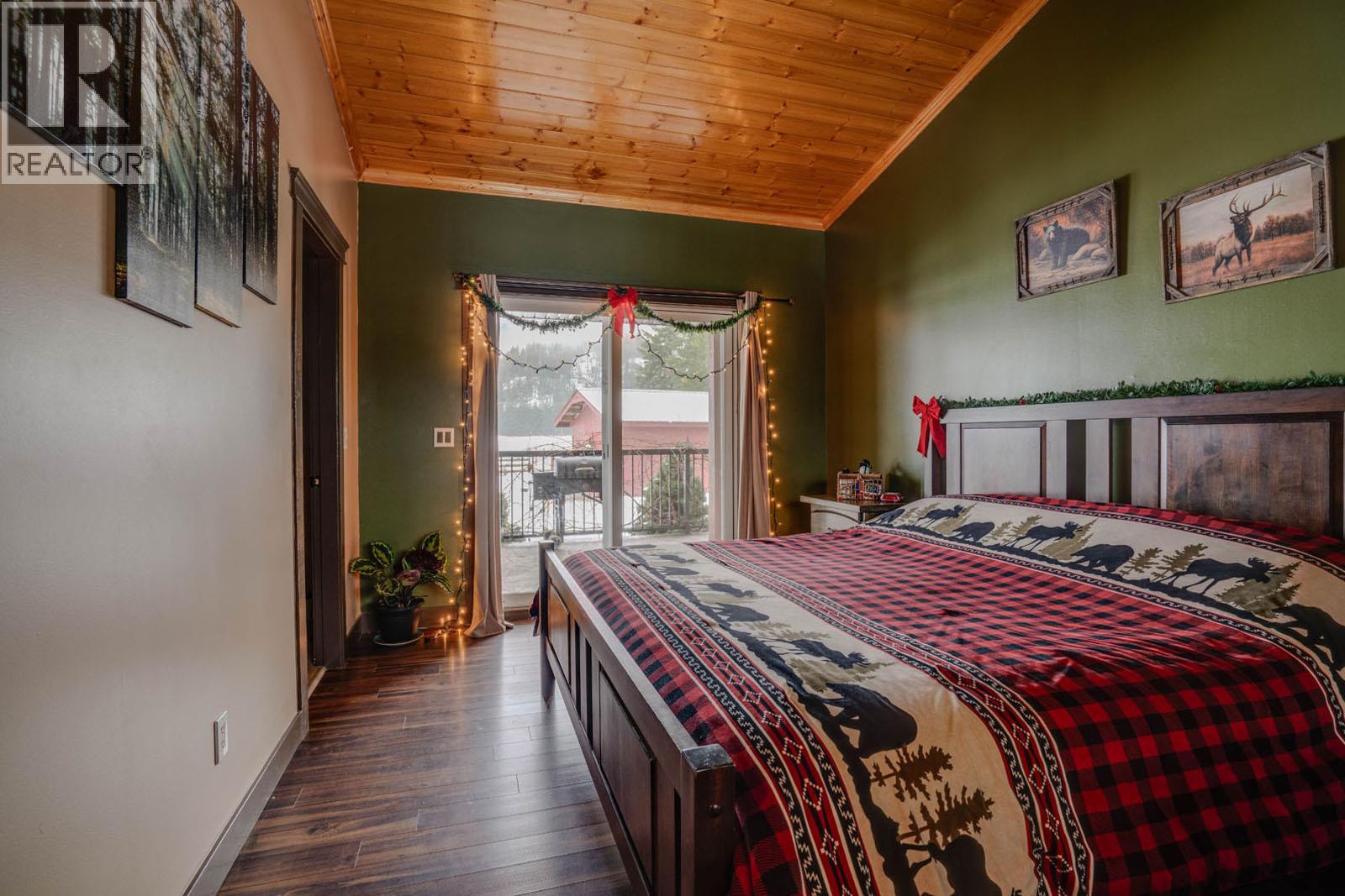 1519 Highway 6 Highway, Cherryville, British Columbia  V0E 2G1 - Photo 30 - 10371130