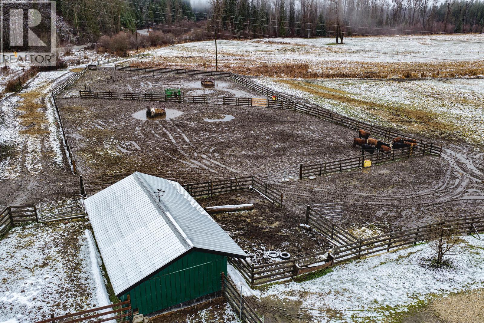 1519 Highway 6 Highway, Cherryville, British Columbia  V0E 2G1 - Photo 85 - 10371130