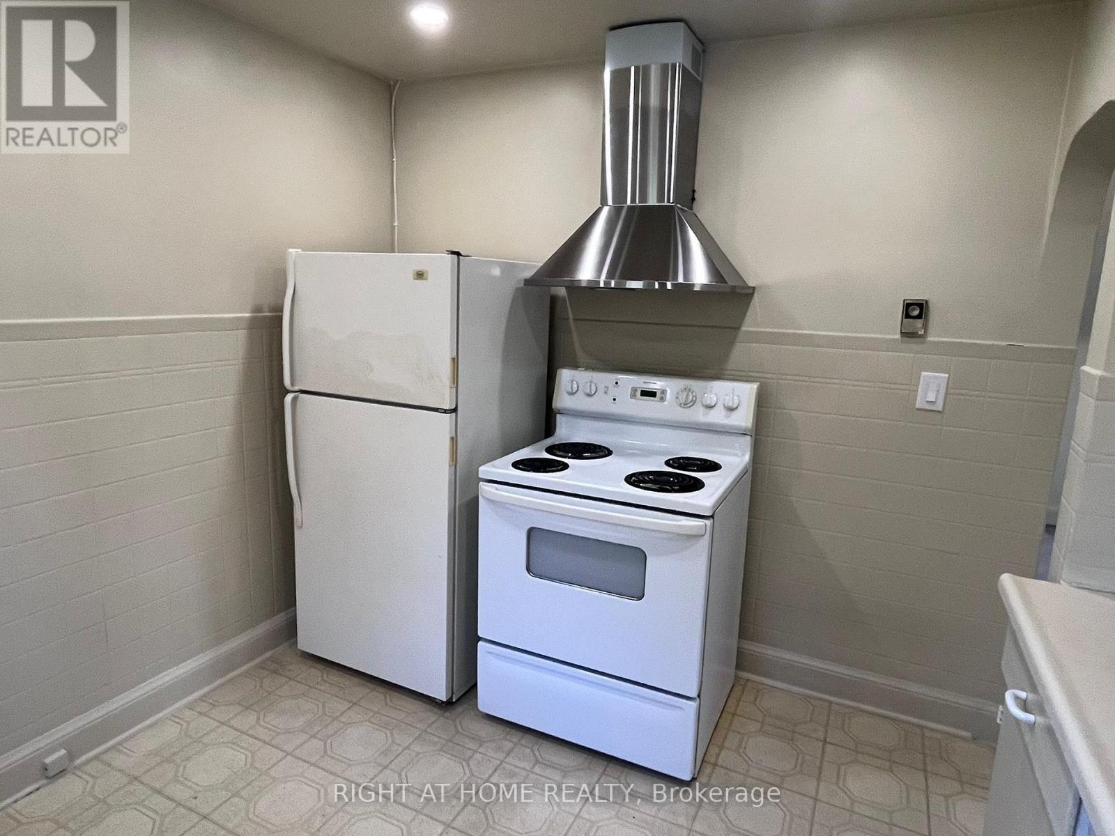 2nd Floor - 224 College Avenue, Oshawa, Ontario  L1J 1R7 - Photo 10 - E13163558