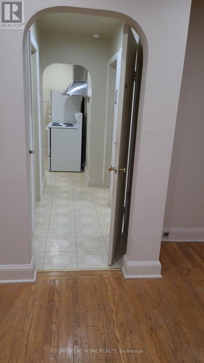 2nd Floor - 224 College Avenue, Oshawa, Ontario  L1J 1R7 - Photo 11 - E13163558