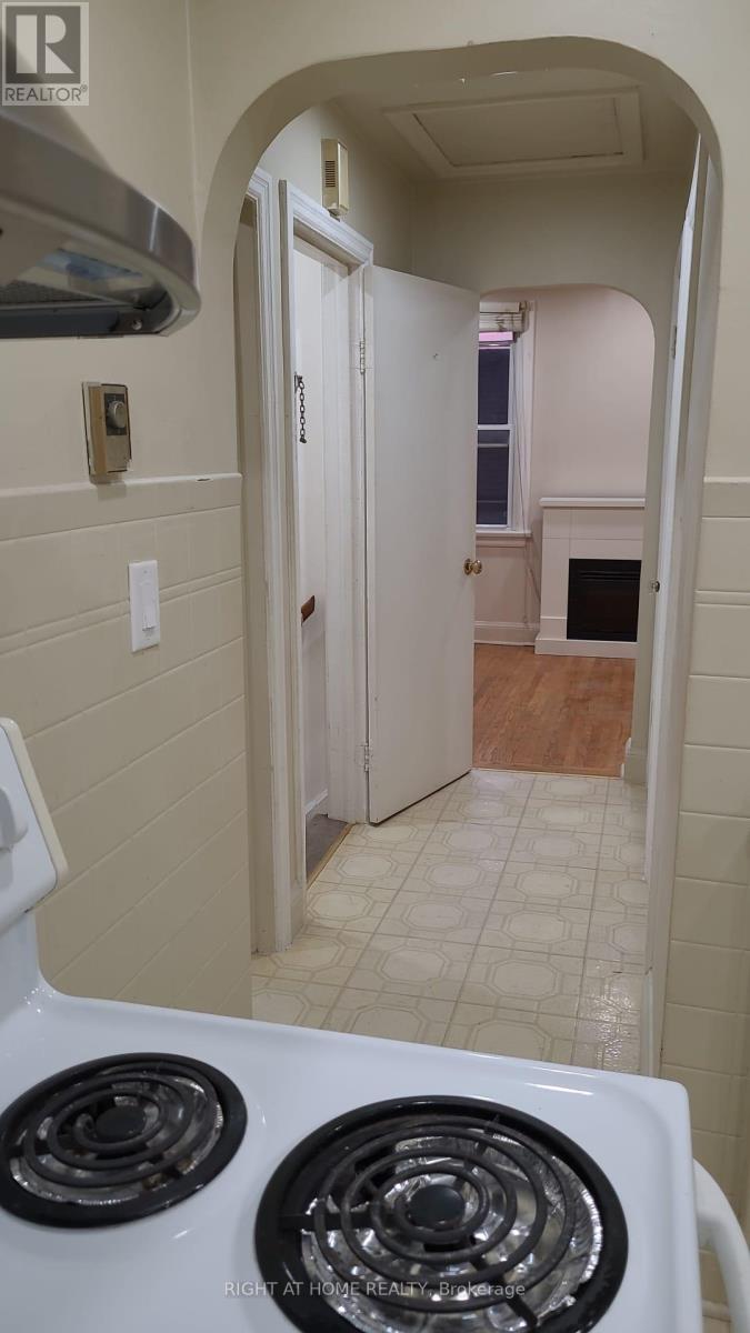 2nd Floor - 224 College Avenue, Oshawa, Ontario  L1J 1R7 - Photo 6 - E13163558