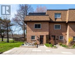 7 - 20 HAINFORD STREET, Toronto, Ontario