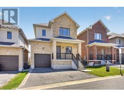 17 BEDFORD ESTATES CRESCENT, Barrie, Ontario