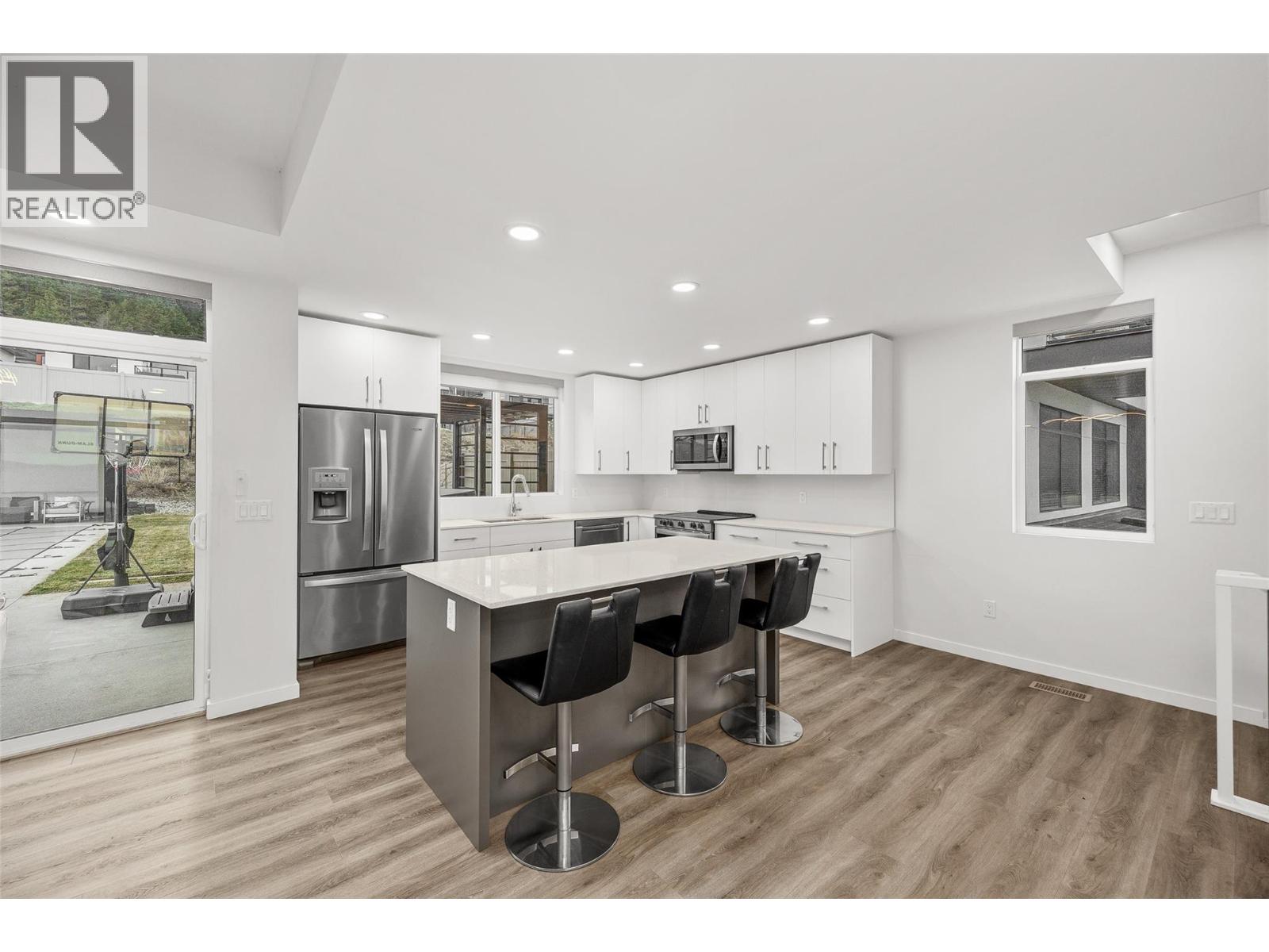 3708 Morningside Drive, West Kelowna, British Columbia  V4T 0B1 - Photo 11 - 10373335