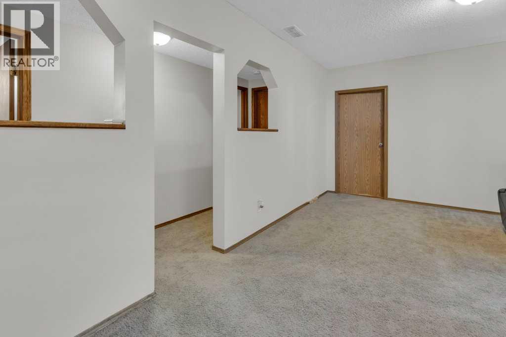24 Citadel Close NW, Calgary, Alberta  T3G 4A5 - Photo 23 - A2313824