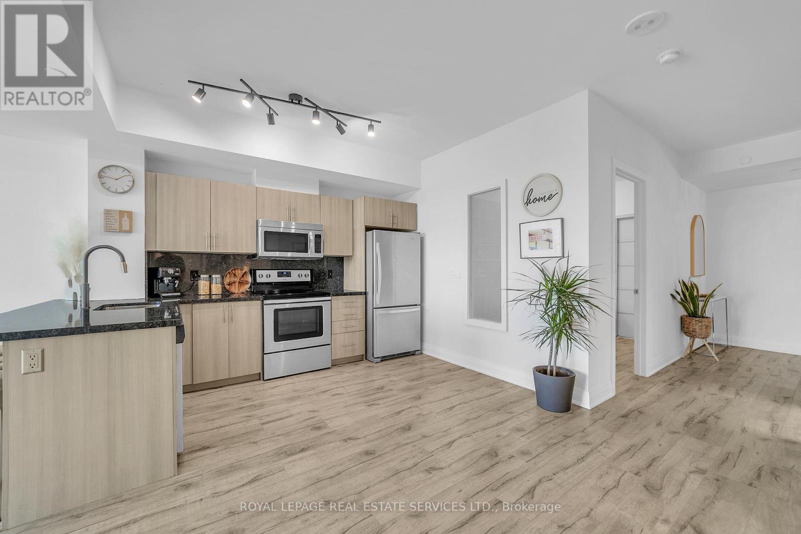408 - 16 Mcadam Avenue, Toronto, Ontario  M6A 0B9 - Photo 21 - W13157352